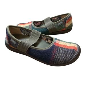 Keen Women's Flannel Mary Janes 8.5
